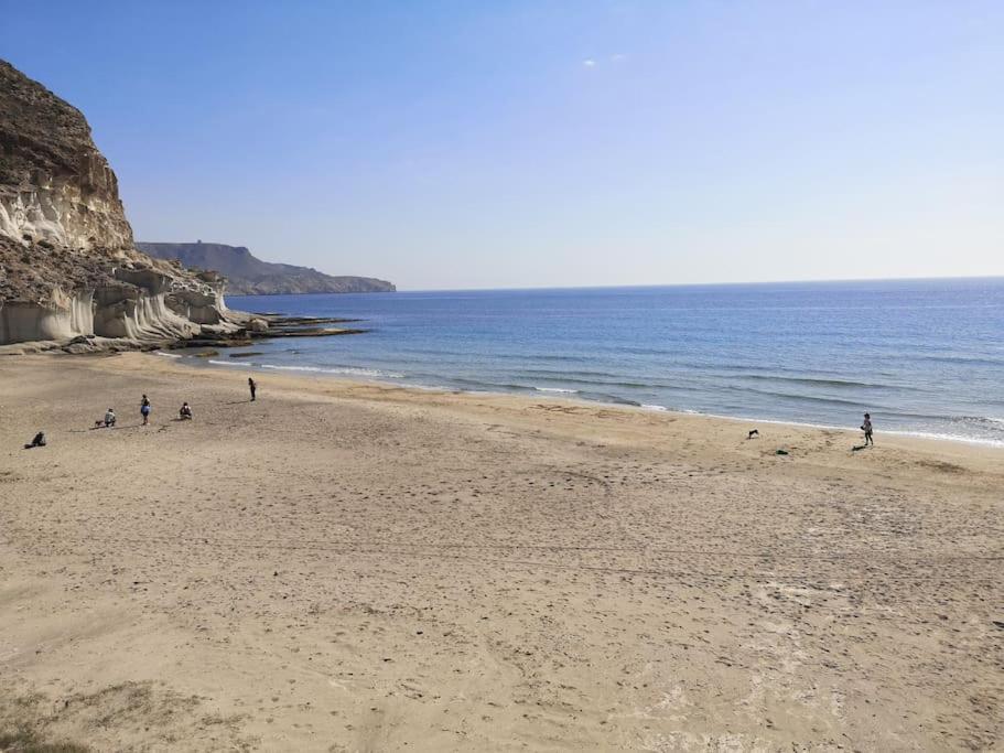 El Playaiso De Aguamarga Lejlighed Agua Amarga  Eksteriør billede