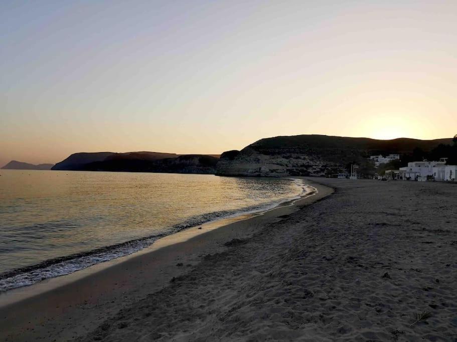 El Playaiso De Aguamarga Lejlighed Agua Amarga  Eksteriør billede